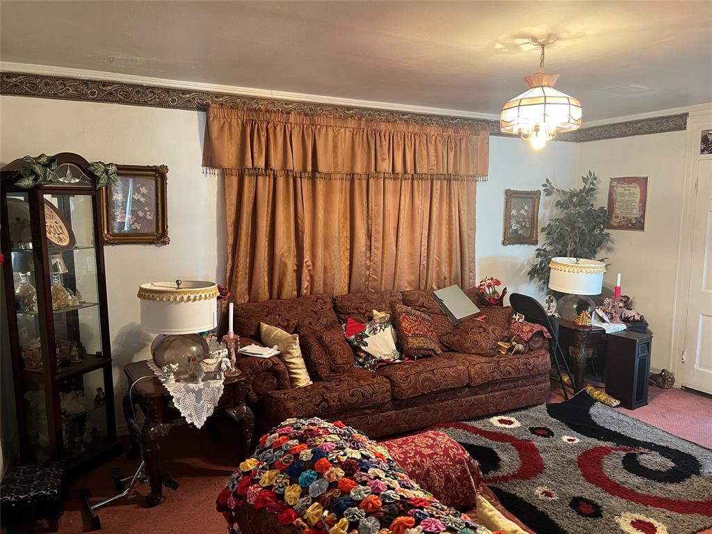 2641 Almeda Drive