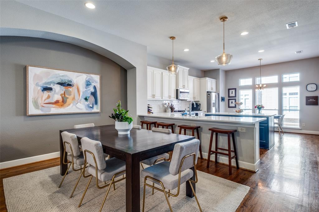 907 City Side Lane