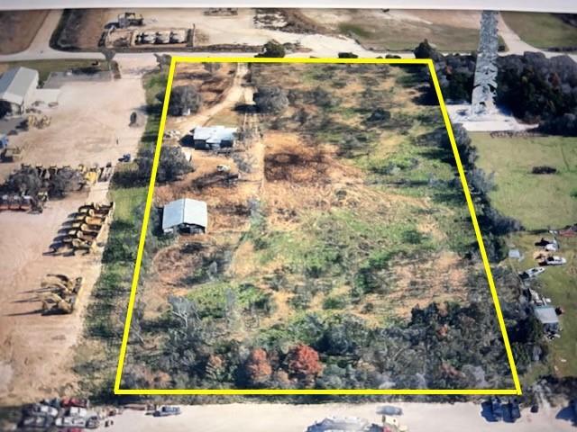 1821 County Road 801b