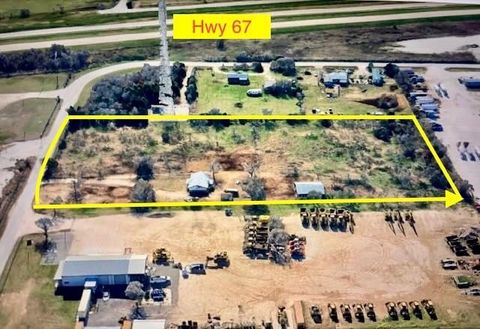 1821 County Road 801b Cleburne TX 76031