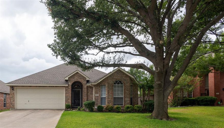 PRIME LOCATION IN THE HEART OF PLANO, Easy access to I-75, 121, Dallas North TOLLWAY, SCHOOLS, SHOPPING AND RESTURAUNTS. Well appointed ONE STORY, 3 bedroom 2 bath 2 car garage home! This 1514 square foot home offers a wood like Flooring in the living room and all other areas with comfortable pattern tiles. Open Kitchen with easy cleaning grainte countertops, through the imposing kithen island flows into huge family room with brick Fireplace for all your entertaining. Kitchen with stainless steel appliances is sunny and bright, with windows looking into the good size fenced back yard wihich is with a covered Patio to enjoy. Master bath is updated with a modern flameless glass shower room and a shower bench in it for full enjoyment. Master bedroom is seperated from other bedrooms for privacy and relax. Seller needs one week lease back after closing. All information in MLS deemed accurate but not guaranteed. Buyers and agents to verify schools, tax, square feet and all other information.