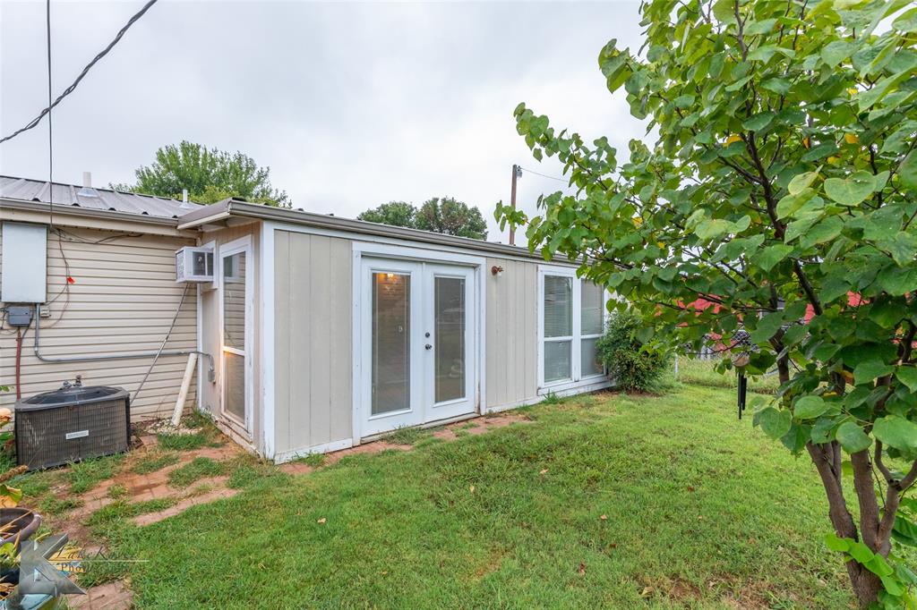 HOLIDAY HILLS - Residential