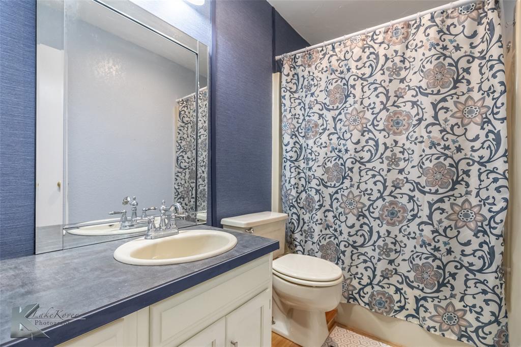 HOLIDAY HILLS - Residential