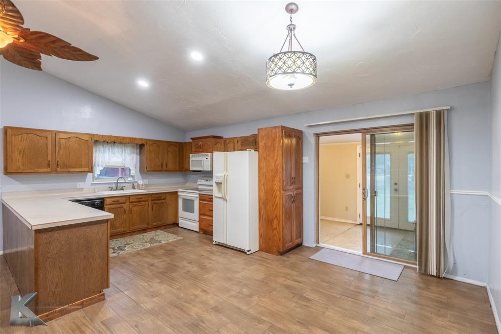 HOLIDAY HILLS - Residential