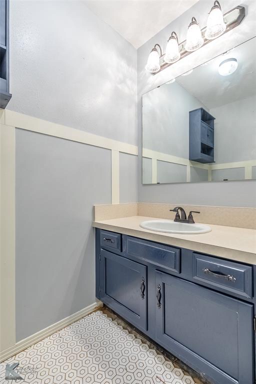 HOLIDAY HILLS - Residential