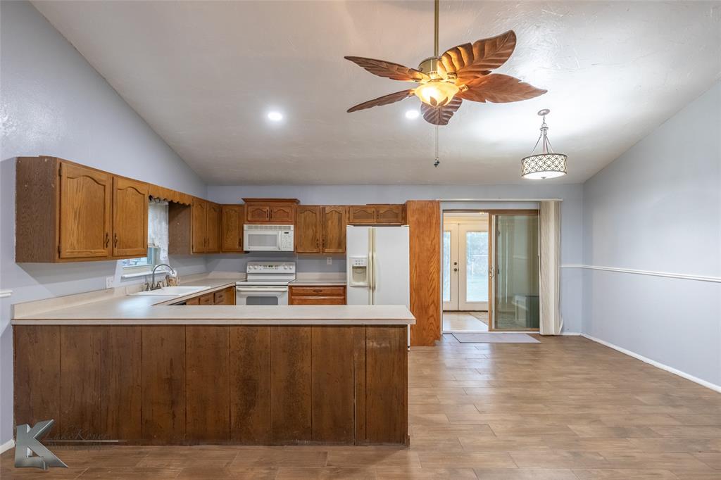 HOLIDAY HILLS - Residential