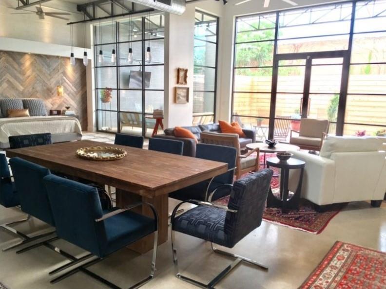 2323 Farrington Street