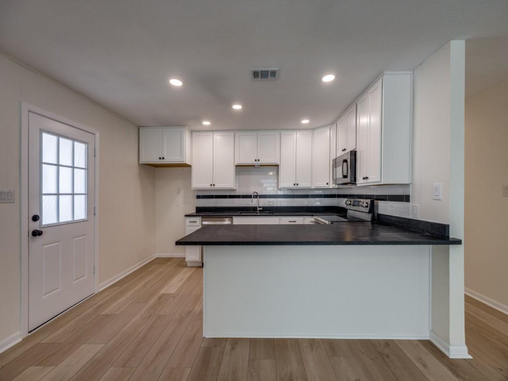 Tones H 2nd Add - Residential Lease