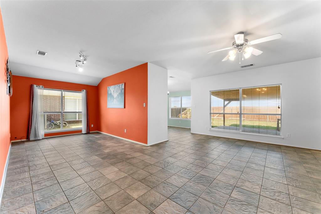 RIVER RIDGE PH 1 BLOCK A LOT 7 - Residential