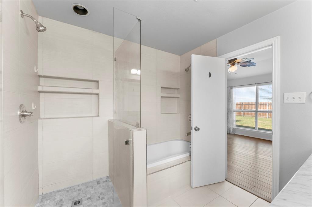 RIVER RIDGE PH 1 BLOCK A LOT 7 - Residential