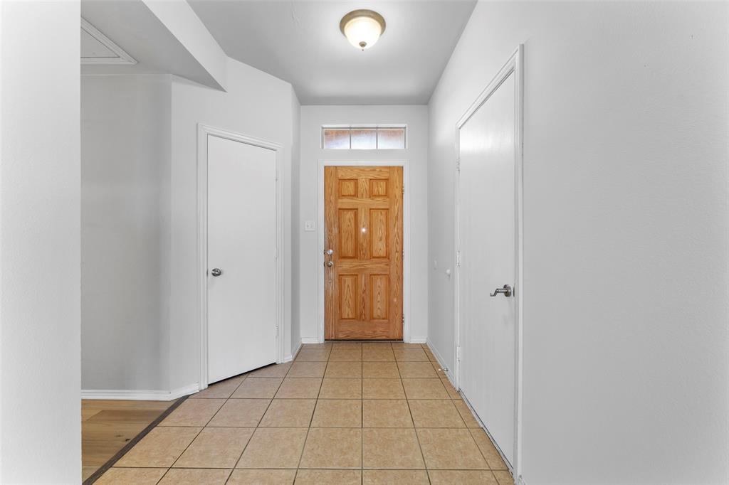 RIVER RIDGE PH 1 BLOCK A LOT 7 - Residential