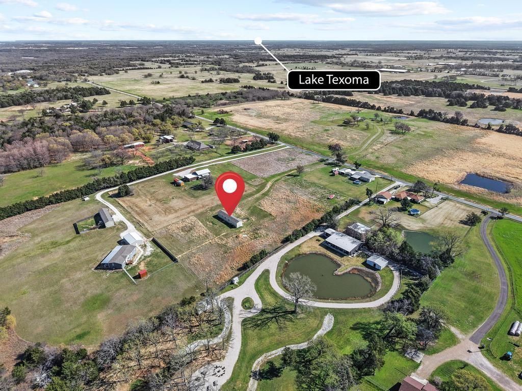 Photo of 3979 Roland Road Rd, Whitesboro, TX 76273 (MLS # 21214680)