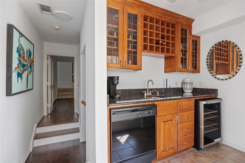 Tiny photo for 3445 Shenandoah Street, University Park, TX 75205 (MLS # 21076223)