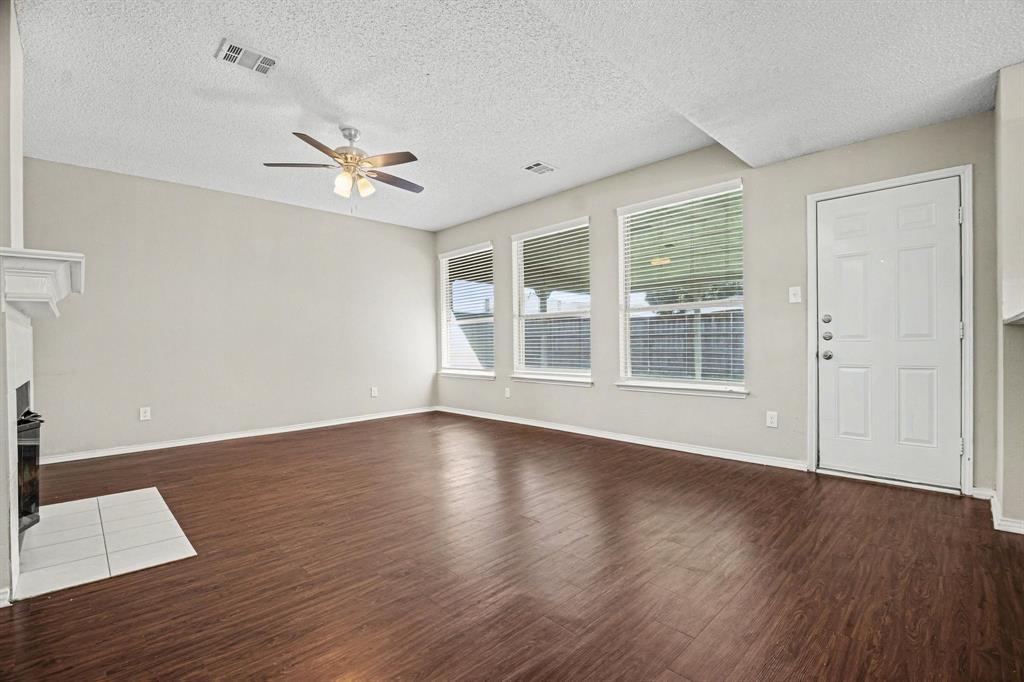 1211 Meadowgate Drive