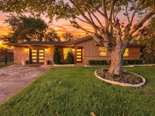 1041 TUSKEGEE ST, GRAND PRAIRIE, TX 75051 - Image d52a019a555fc3dca7b02e678a19971c/2853680644