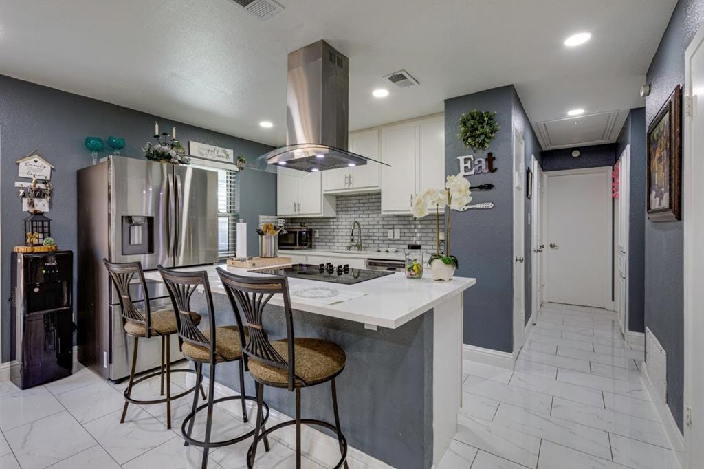 1528 Debbie Drive