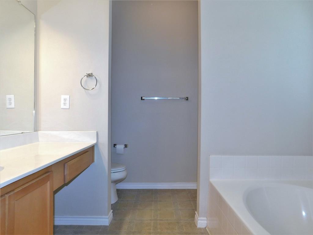 Country Lakes North - Residential Lease