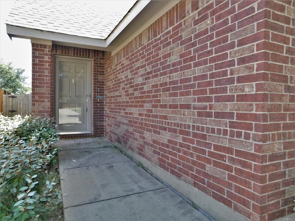 Country Lakes North - Residential Lease