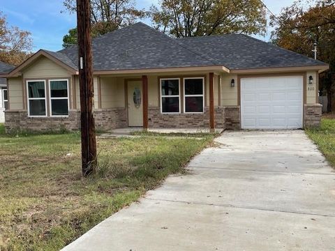 A home in West Tawakoni