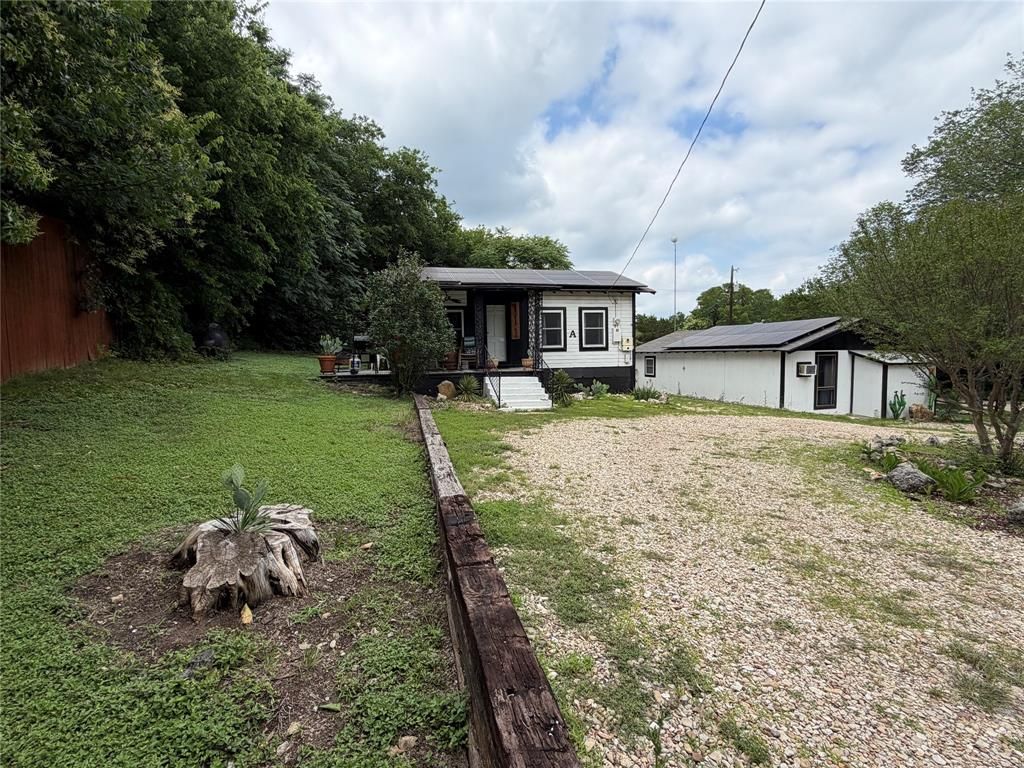 Photo of 111 Apache Trail, Whitney, TX 76692 (MLS # 21268652)
