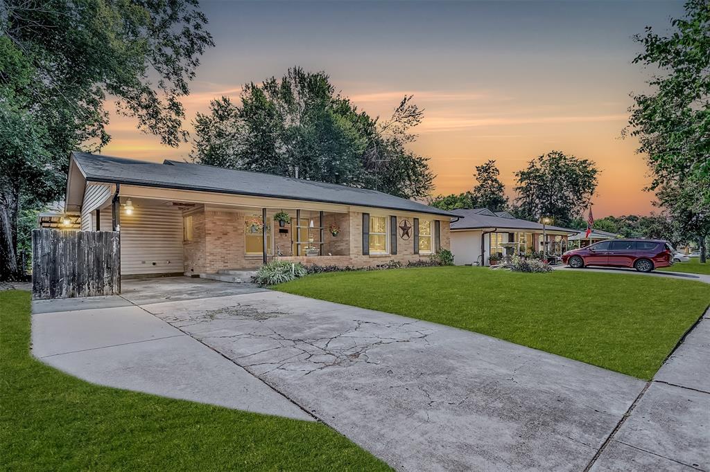 1924 Las Cruces Lane