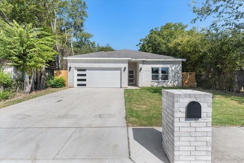 4715 Ramey Avenue Fort Worth TX 76105