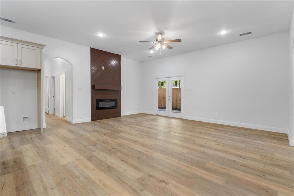 Howard W R Add - Residential