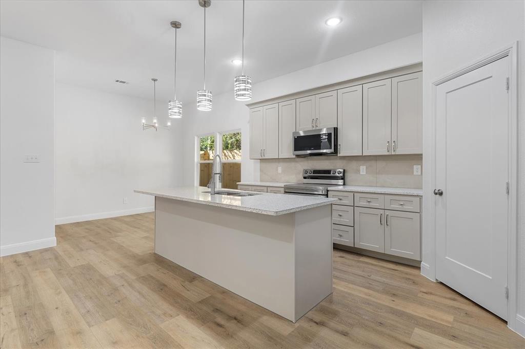 Howard W R Add - Residential