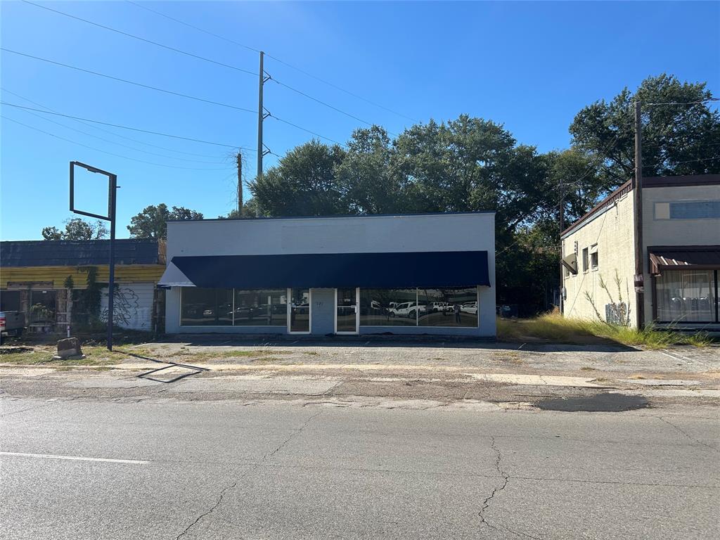 Herndon - Commercial Sale