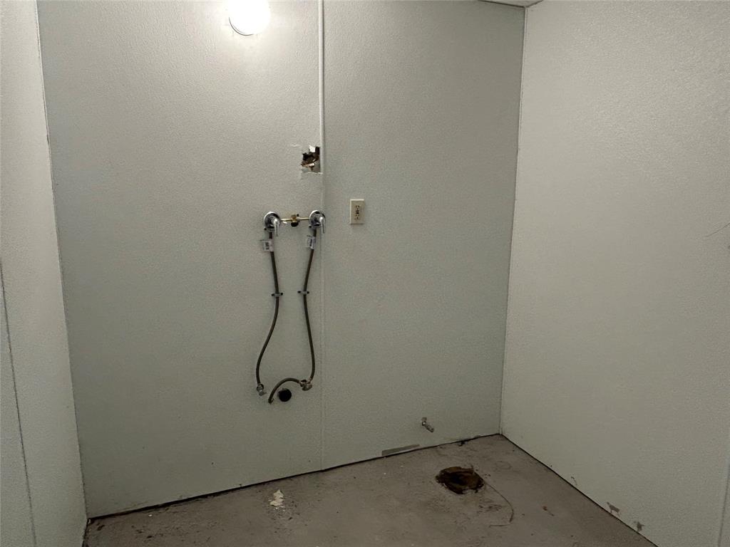 Herndon - Commercial Sale