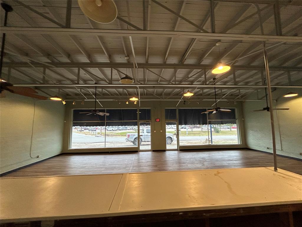 Herndon - Commercial Sale