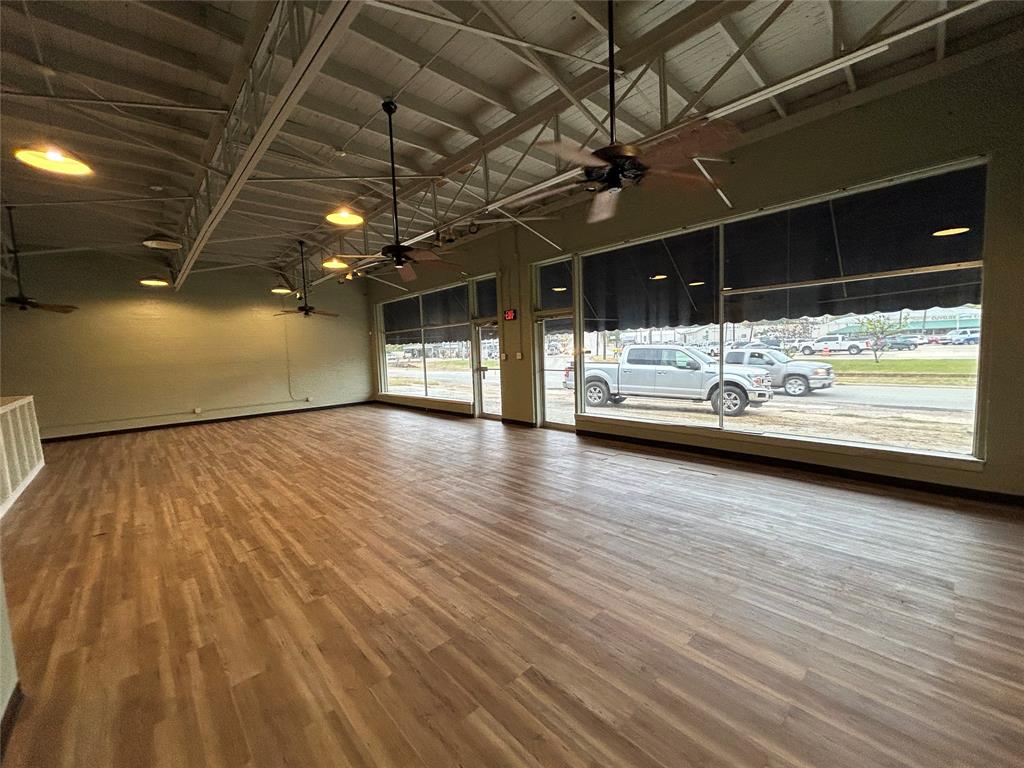 Herndon - Commercial Sale