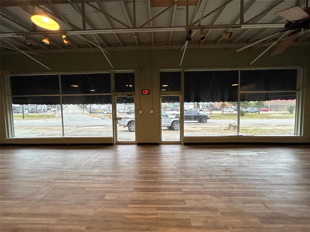 Herndon - Commercial Sale