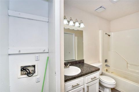 Tiny photo for 9696 Walnut Street #312, Dallas, TX 75243 (MLS # 21100099)