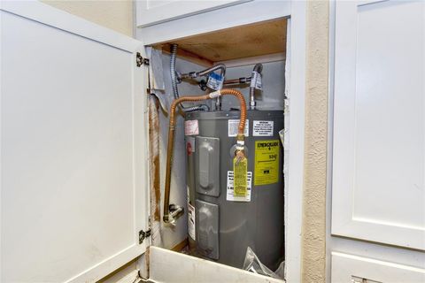 Tiny photo for 9696 Walnut Street #312, Dallas, TX 75243 (MLS # 21100099)