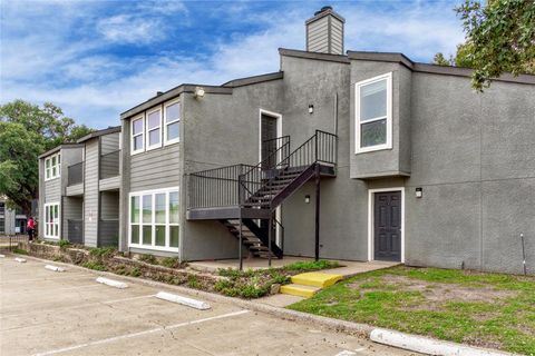 Photo of 9696 Walnut Street #312, Dallas, TX 75243 (MLS # 21100099)