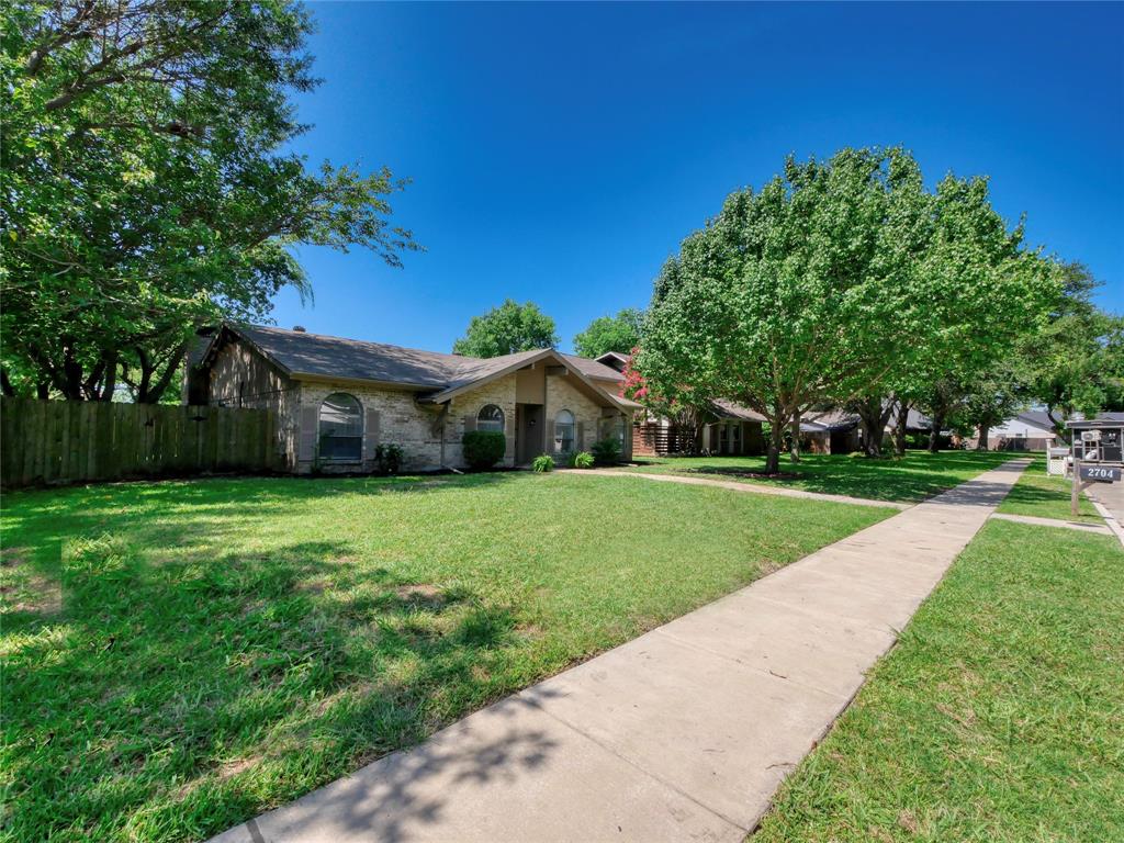 2704 Countess Drive