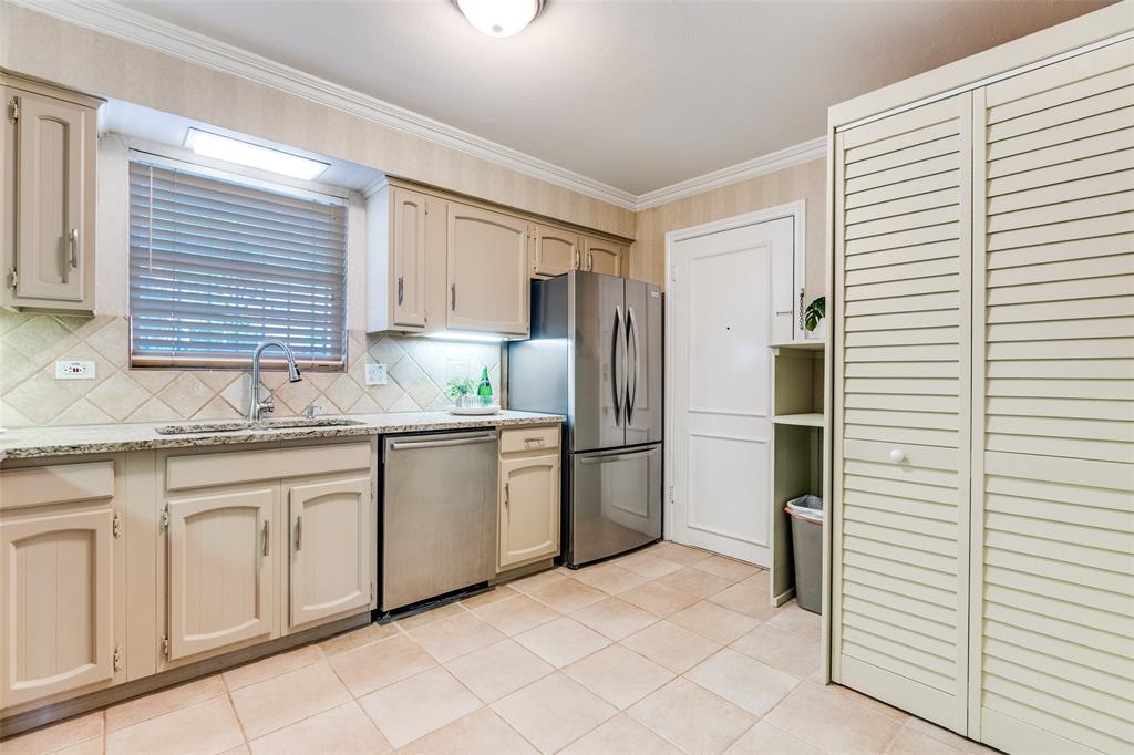 Sixty Forty Place Condo - Residential