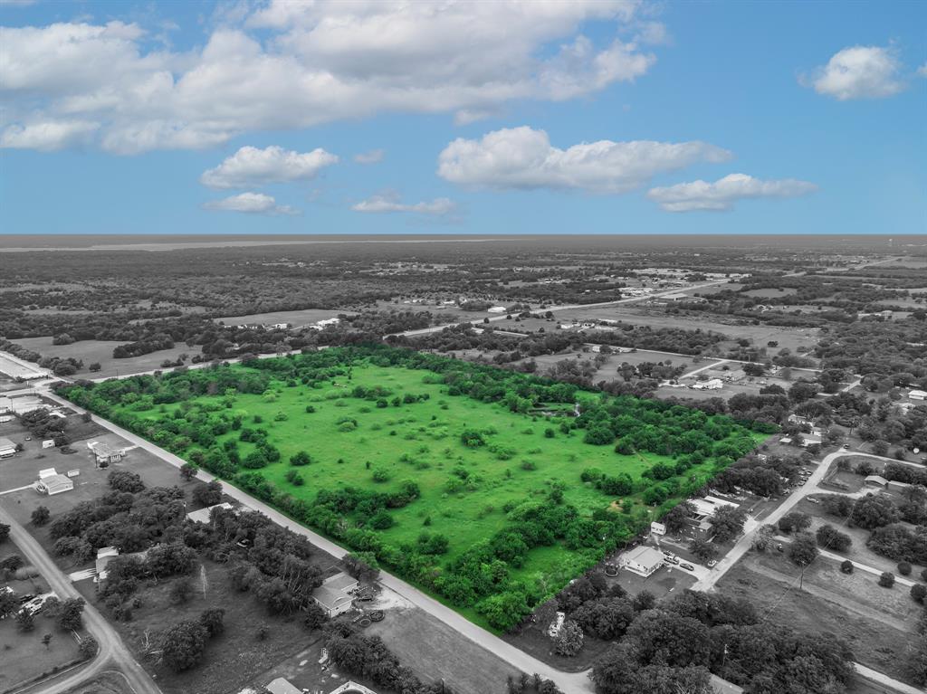 3206 E Quinlan Parkway