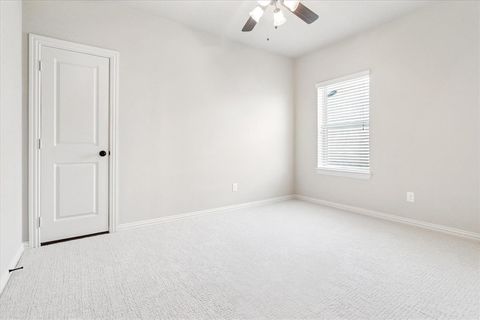 Tiny photo for 420 Plumwood Way, Fairview, TX 75069 (MLS # 21071165)