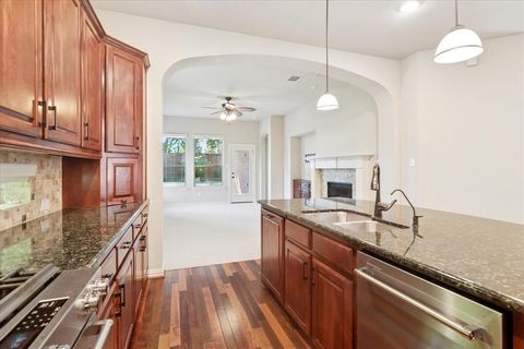 Tiny photo for 420 Plumwood Way, Fairview, TX 75069 (MLS # 21071165)