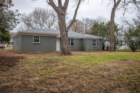 A home in White Settlement