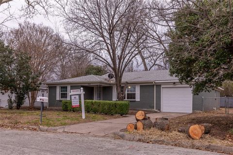 A home in White Settlement