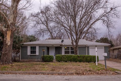 A home in White Settlement