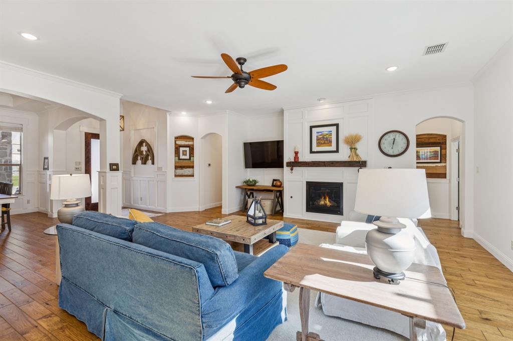 Resort On Eagle Mountain Lake - Residential