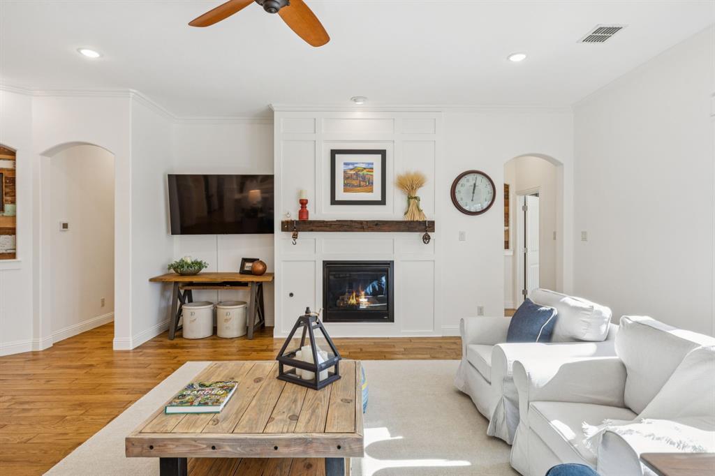 Resort On Eagle Mountain Lake - Residential