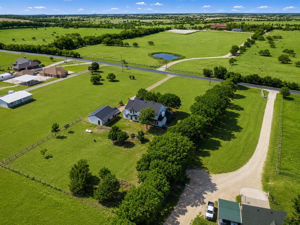 3817 Ganzer Road W