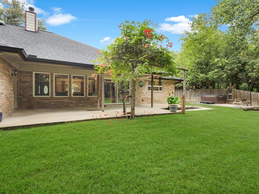 7409 Lochwood Court