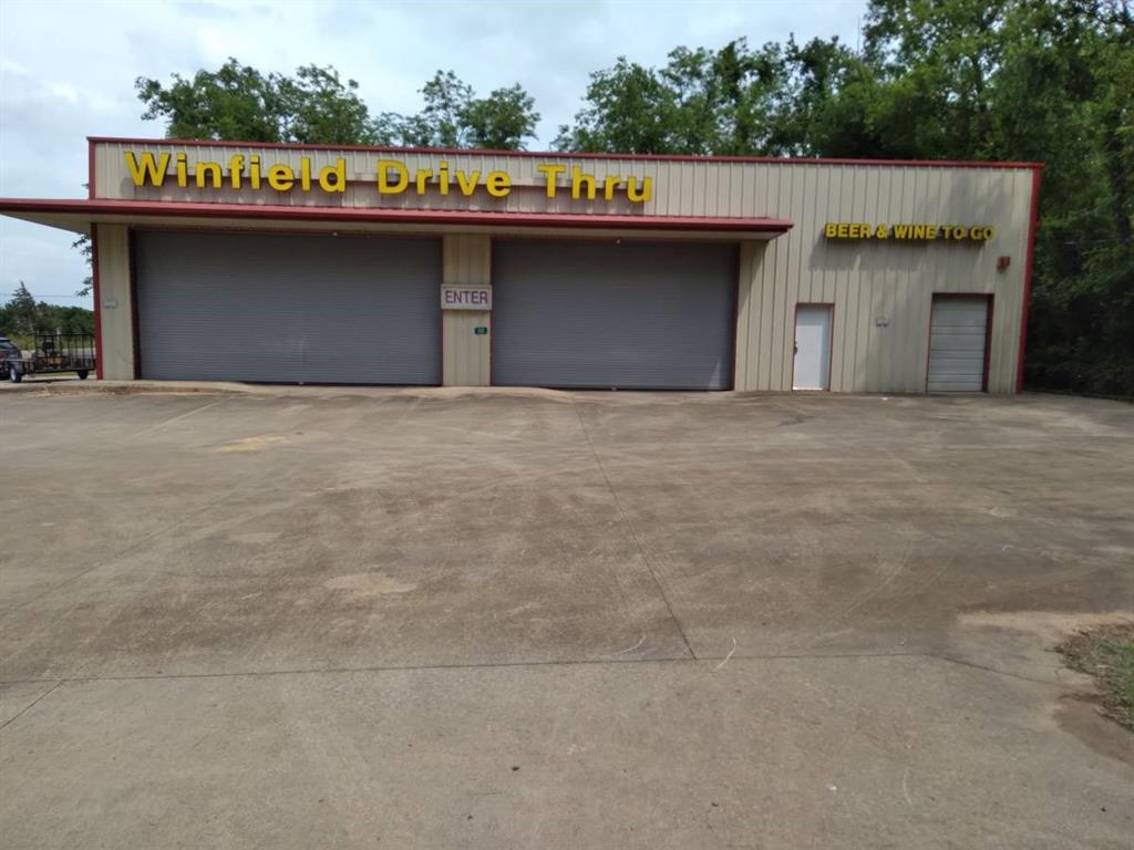 8299 W US Highway 67