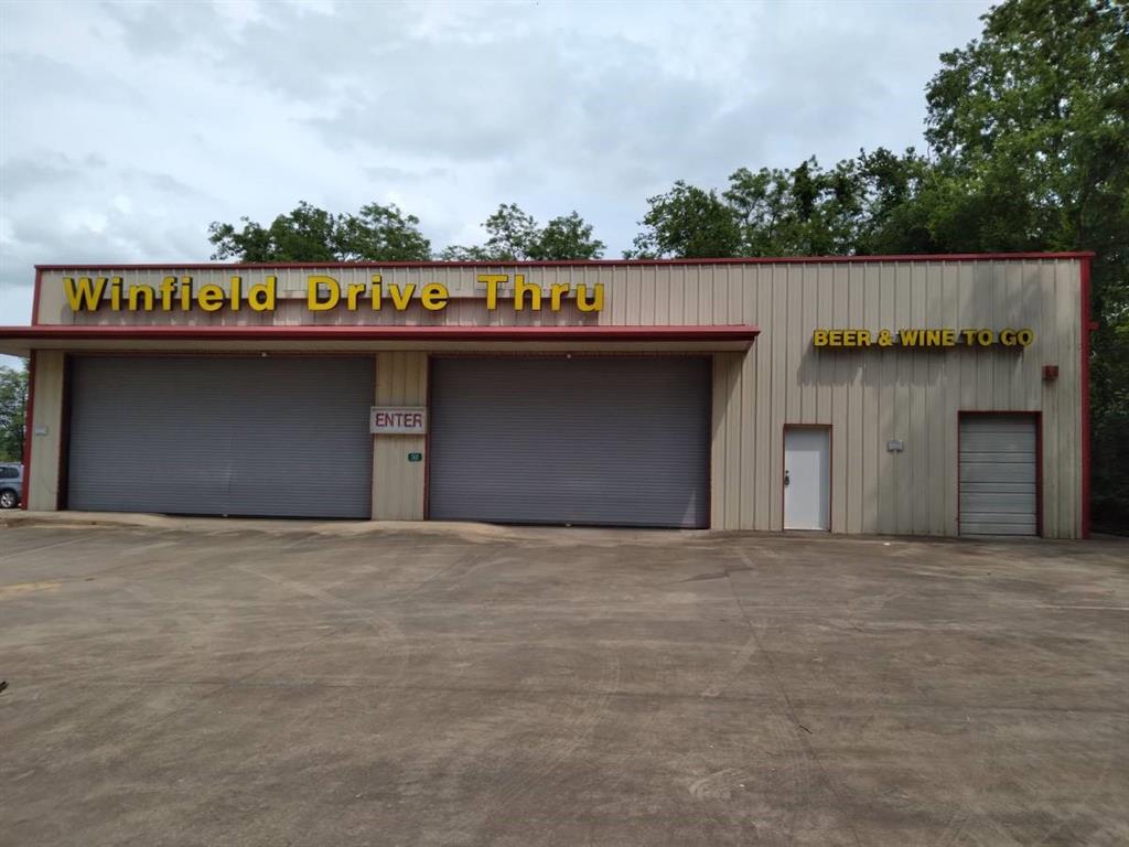 8299 W US Highway 67